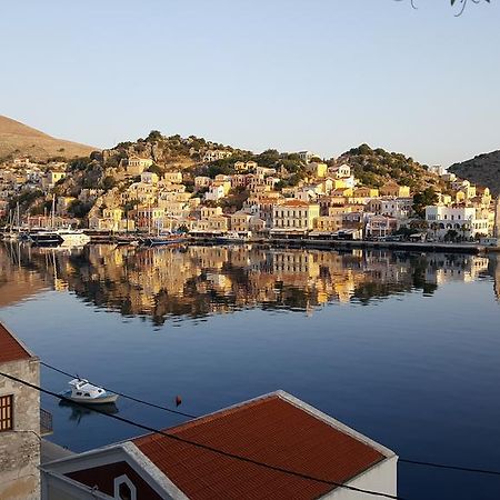 Penzion Pitini Symi Exteriér fotografie