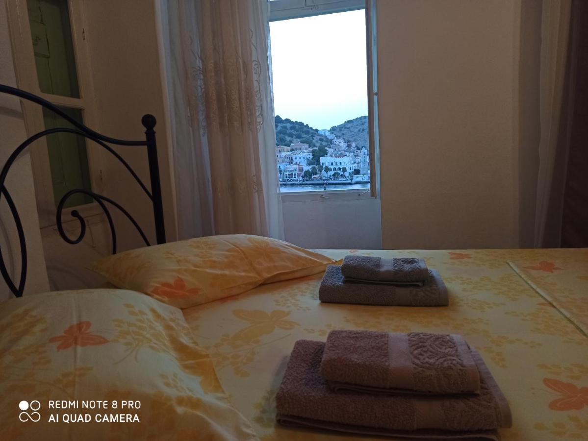 Penzion Pitini Symi Exteriér fotografie
