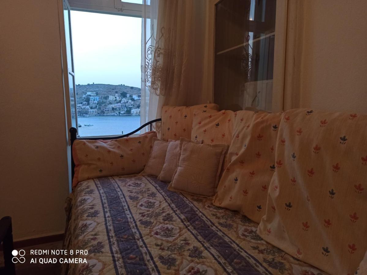 Penzion Pitini Symi Exteriér fotografie