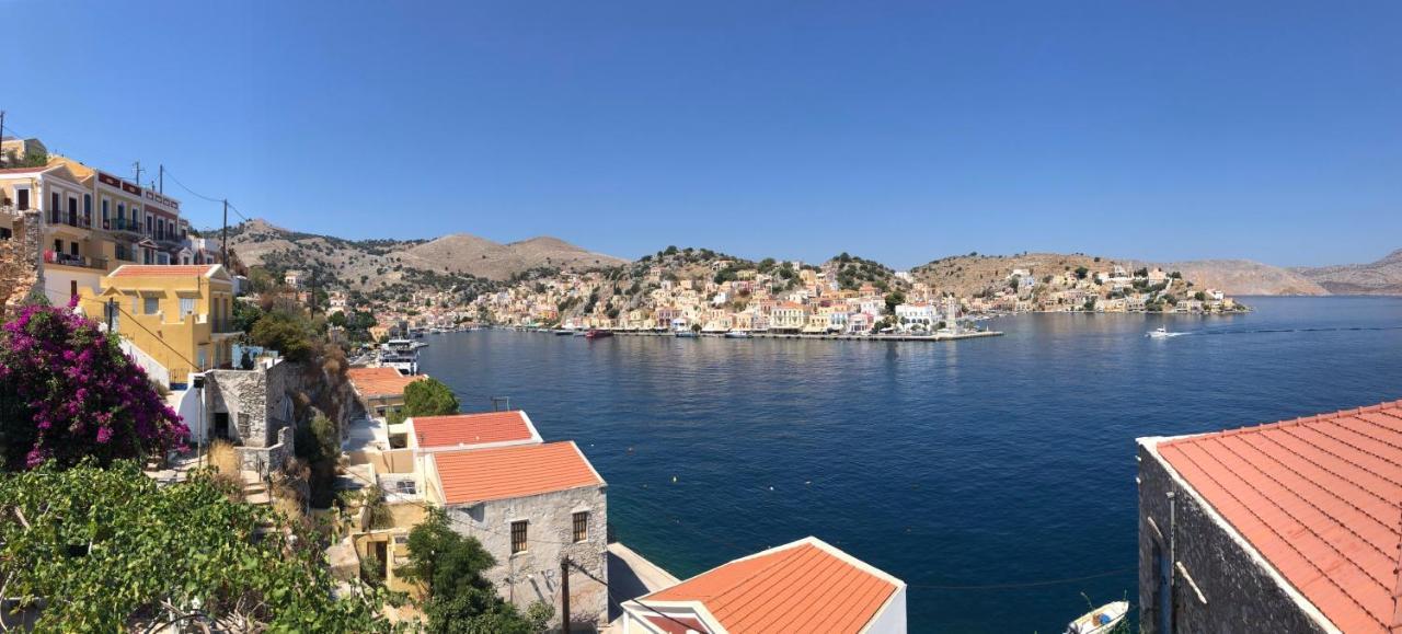 Penzion Pitini Symi Exteriér fotografie