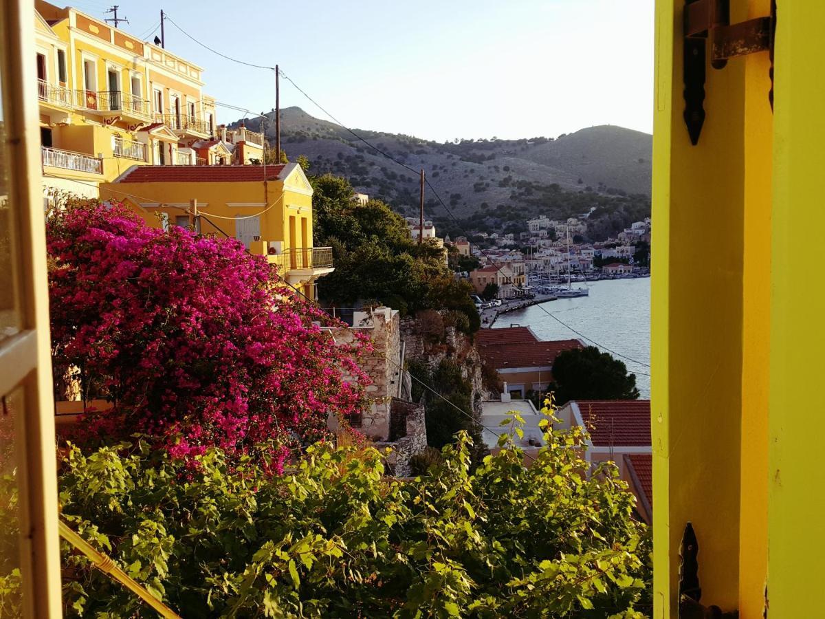 Penzion Pitini Symi Exteriér fotografie