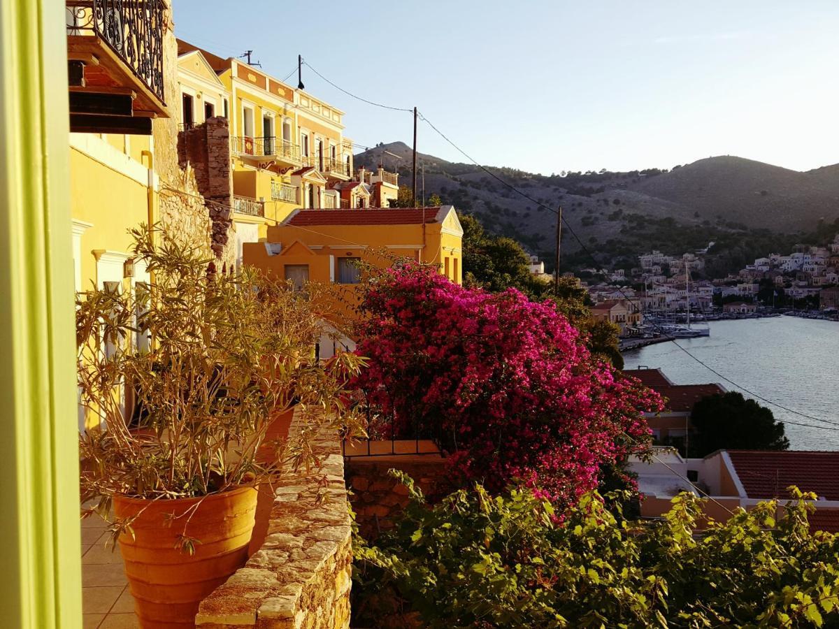 Penzion Pitini Symi Exteriér fotografie